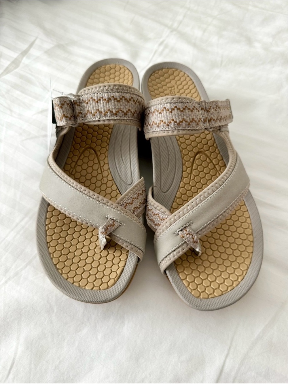 BARETRAPS Deserae Women’s slide sandal size 10